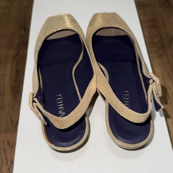 VANELI Women's Shimmering Gold Slingback Heels - Picture 5 of 5